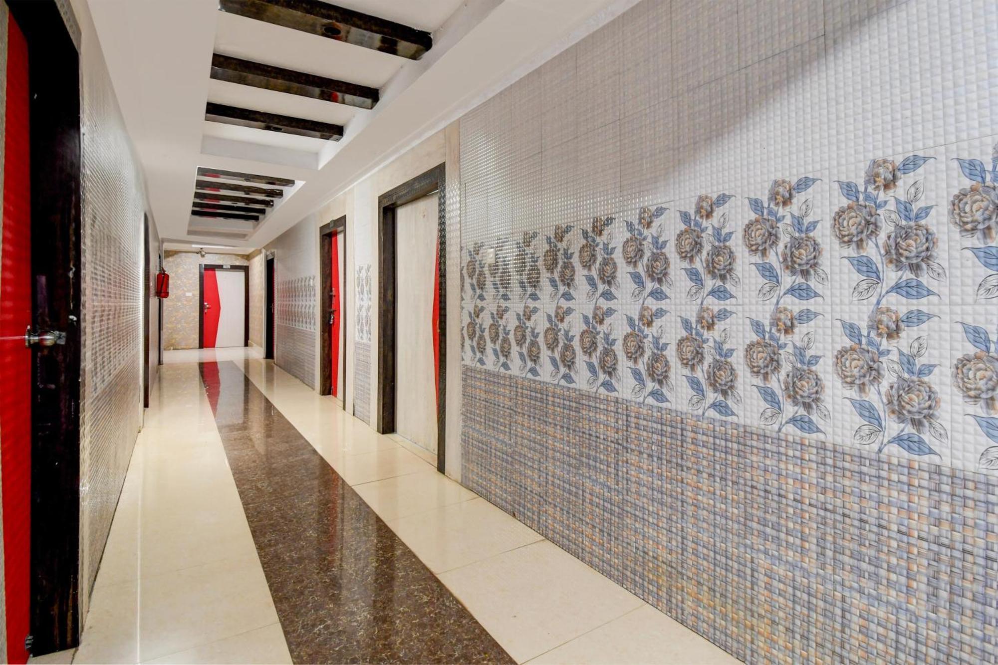 Hotel O Blue Royal Bhubaneswar Exterior photo